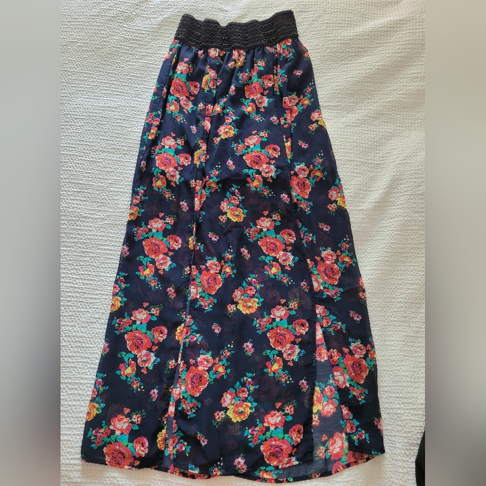 Floral maxi skirt